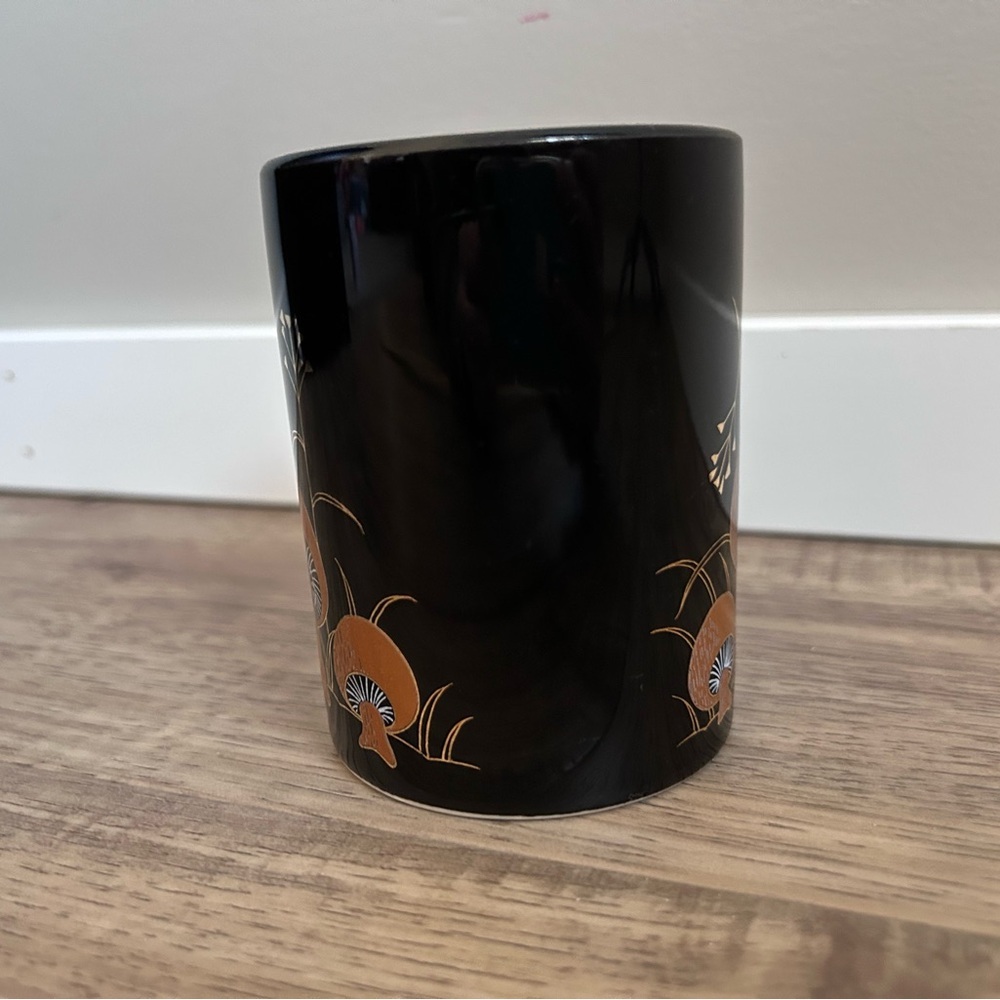 Mushroom botanical graphic black brown gold coffee mug tea trendy - Picture 3 of 10